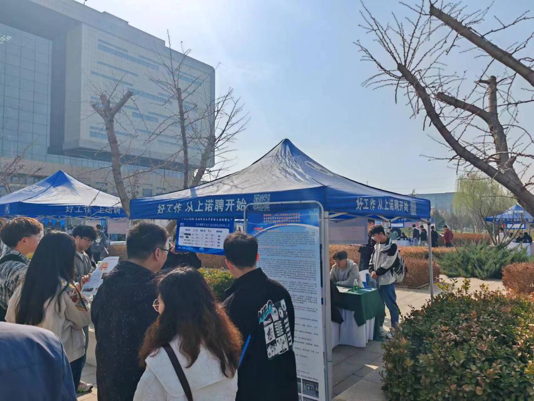 0b098dcff26b17938f07184183b9178