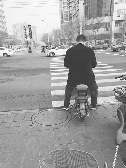 Ī׌��΢С��������Ĩ�ڳ��е�Ę